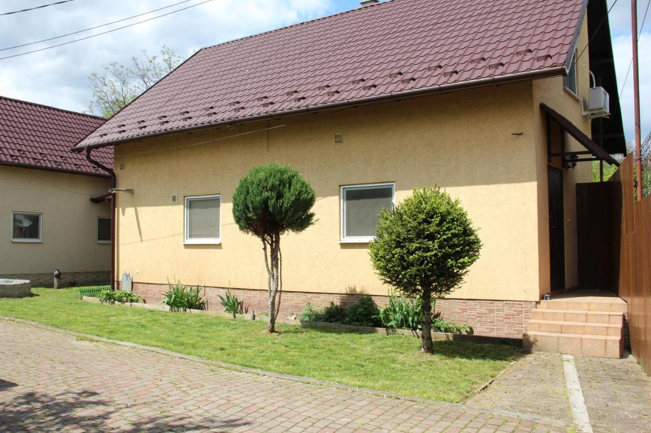 Ріточка Apartment Berehove  Exterior photo