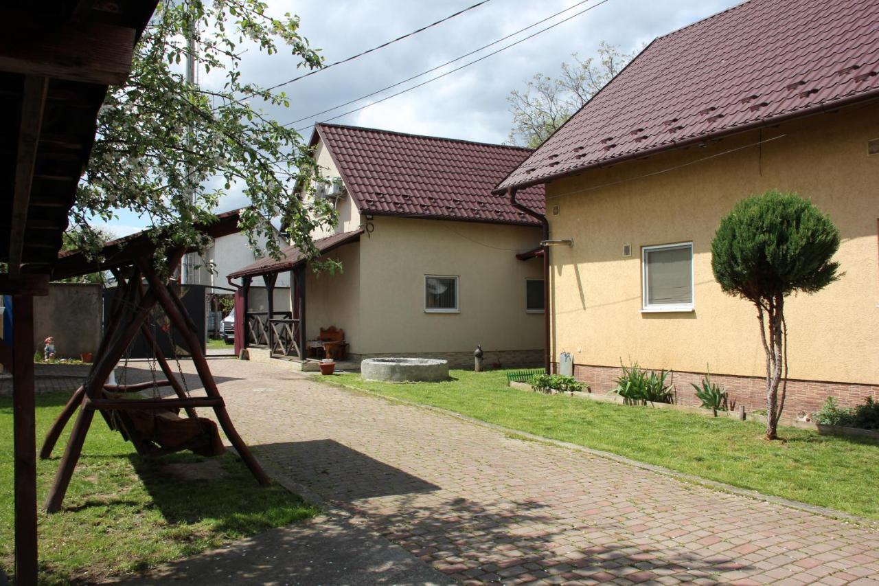 Ріточка Apartment Berehove  Exterior photo